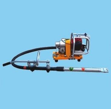 點擊查看詳細信息<br>標題：DG150型電動軟軸高頻搗固機 閱讀次數(shù)：1696